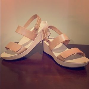 Vionic Tan Lovell Leather Sandal Women sz 11 Wide